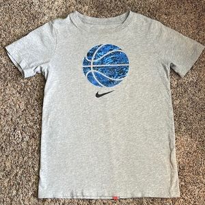 Nike t-shirt
